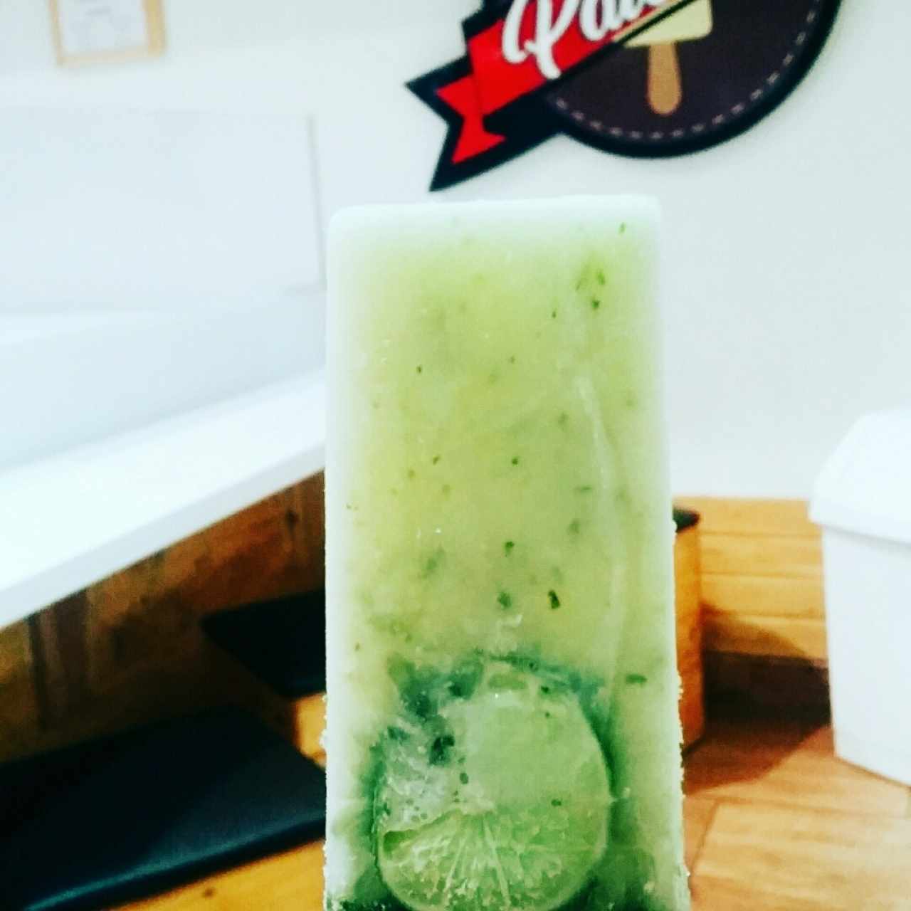 paleta de hierbabuena y limón