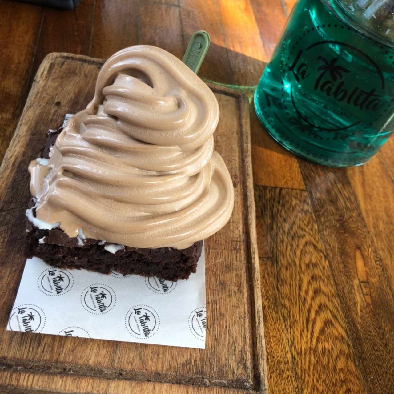 Brownie con Helado 