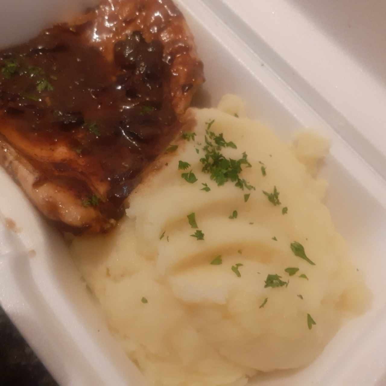 Pollo al Champiñón 