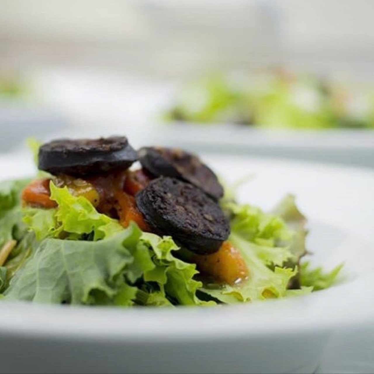Ensalada de morcilla