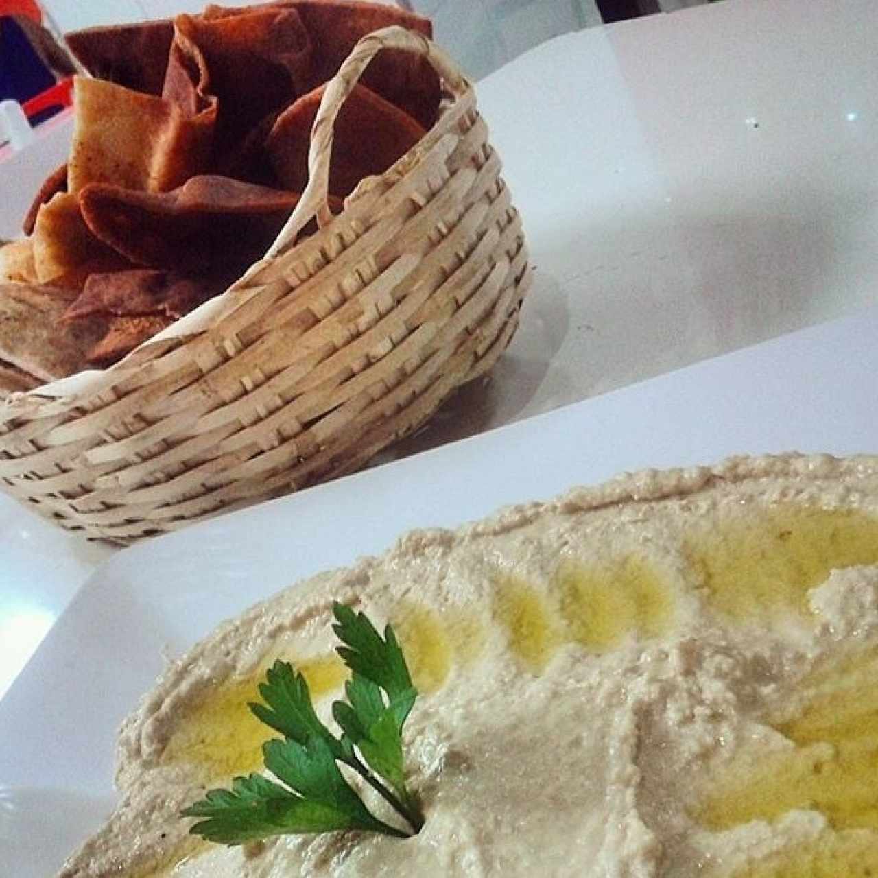 pan frito + crema garbanzos 