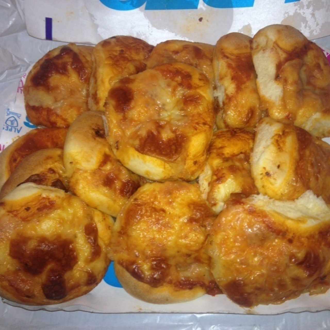 mini pizzas muy ricas!
