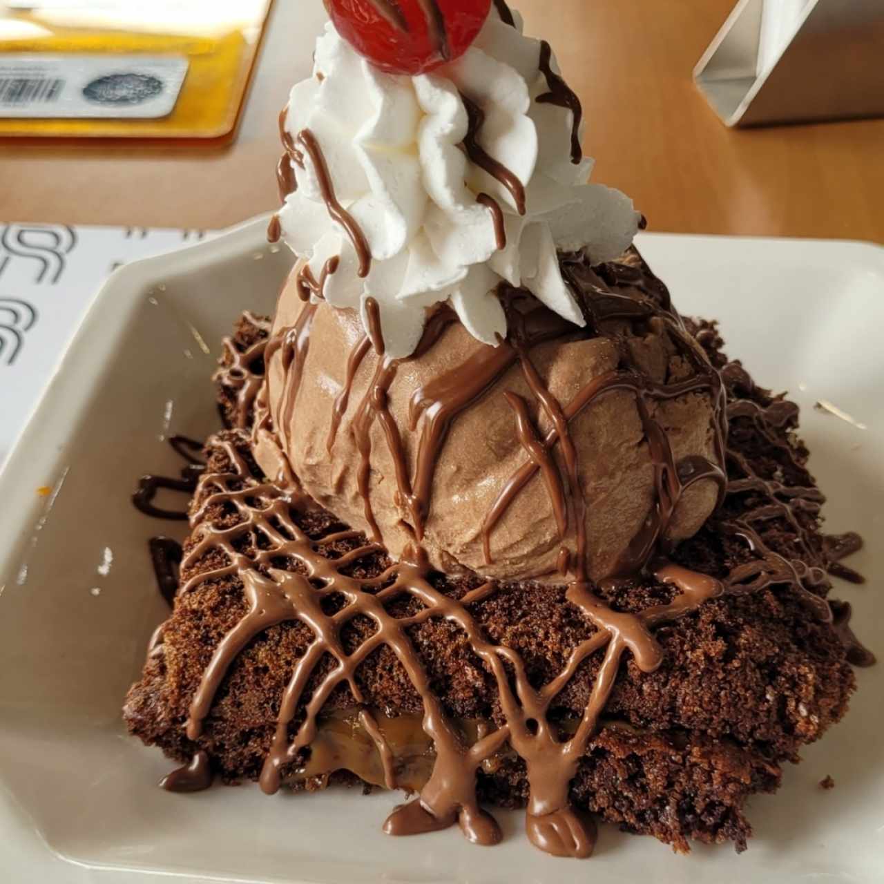 Brownie con Helado