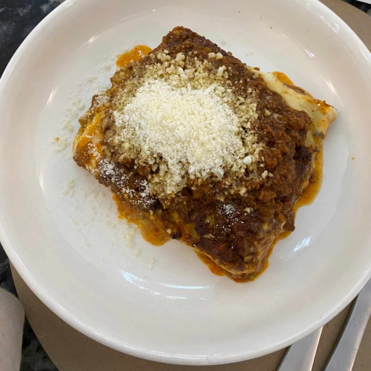 Lasaña individual de carne