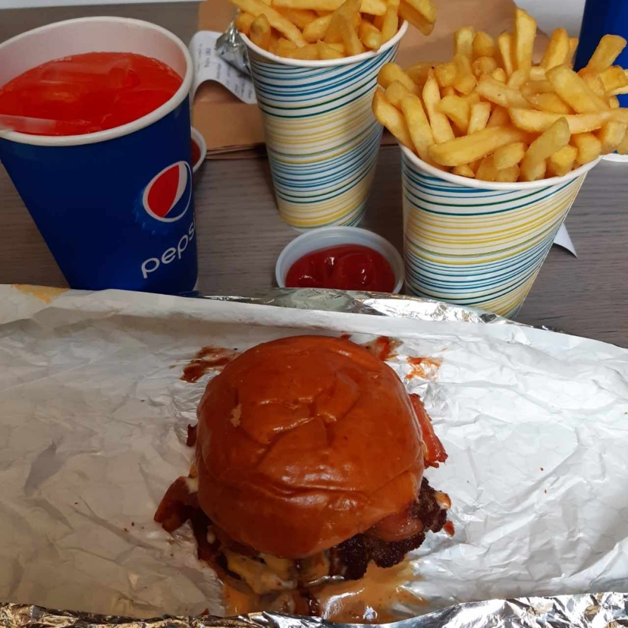 Doble queso con tocineta 