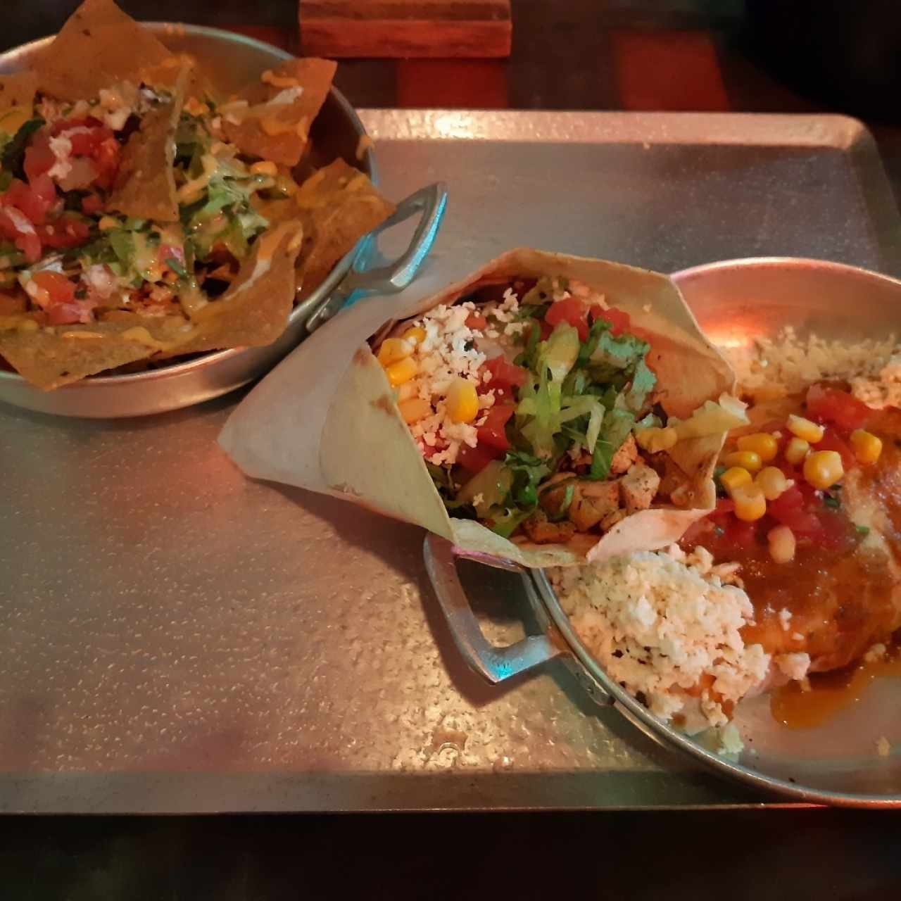 Nachos y Burritos 