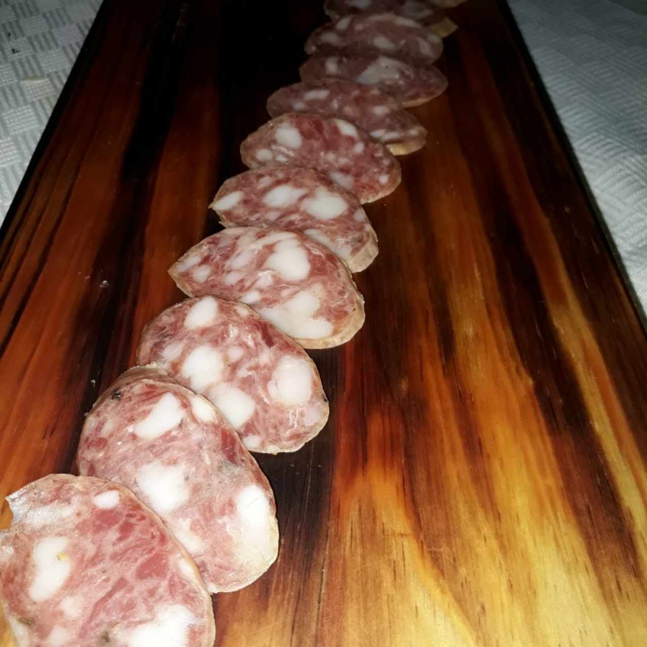 embutido adicional por la casa