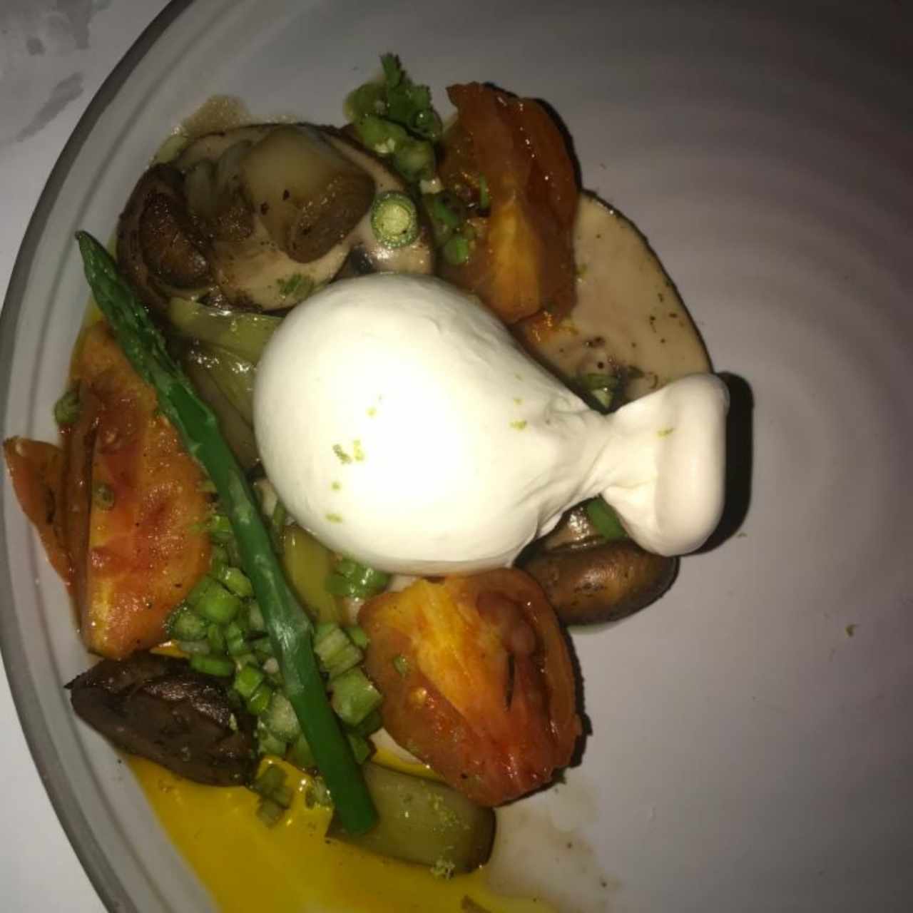 Ensalada Tibia de Burrata, Excelente