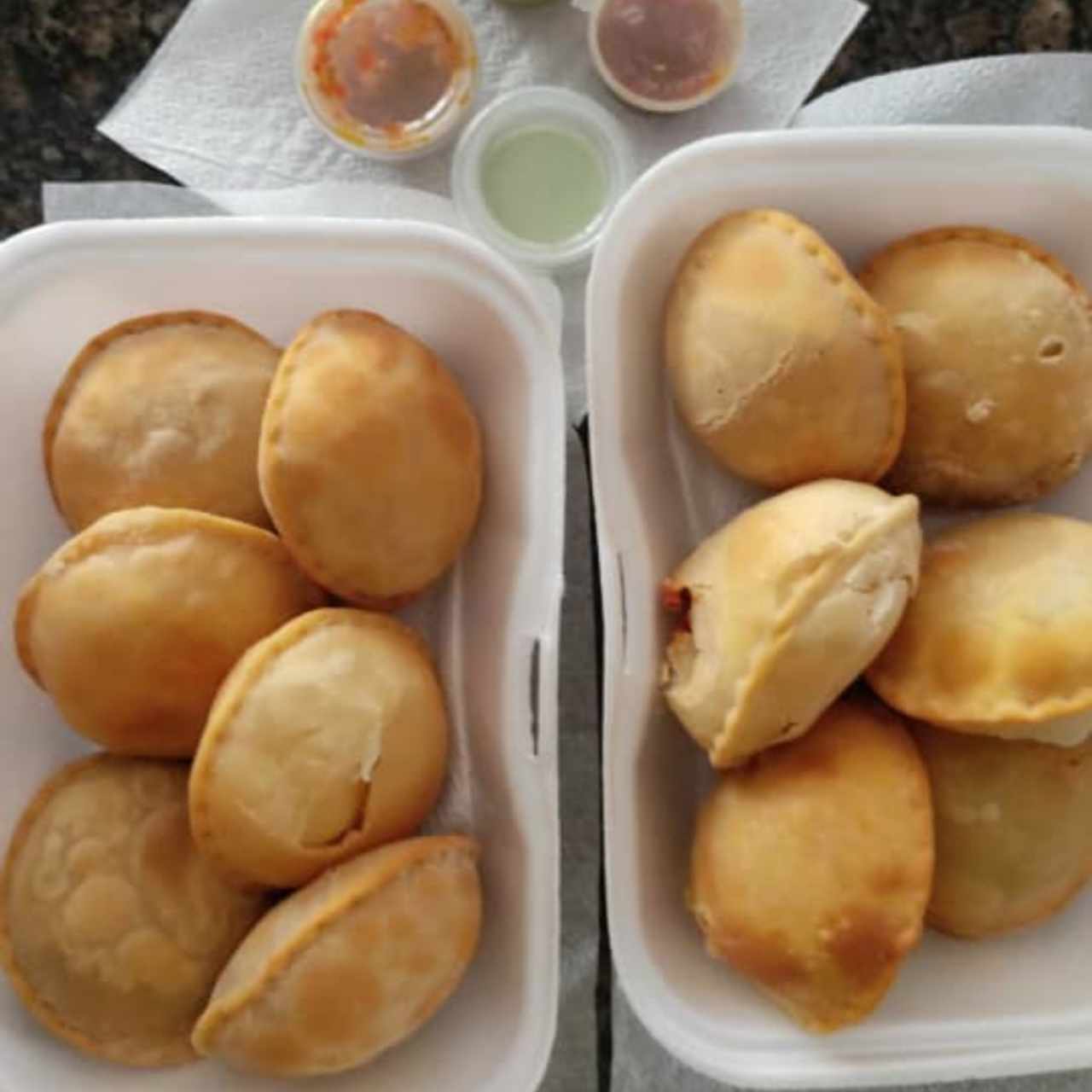 pastelitos andinos variados