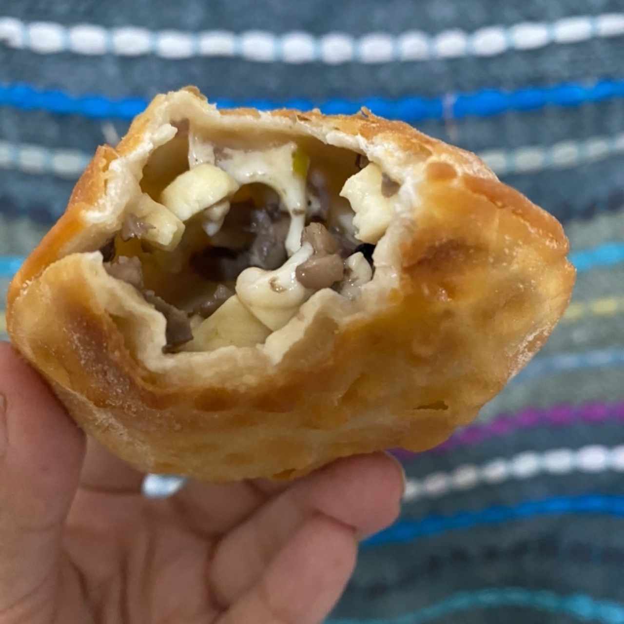 pastelito de champiñon con queso 