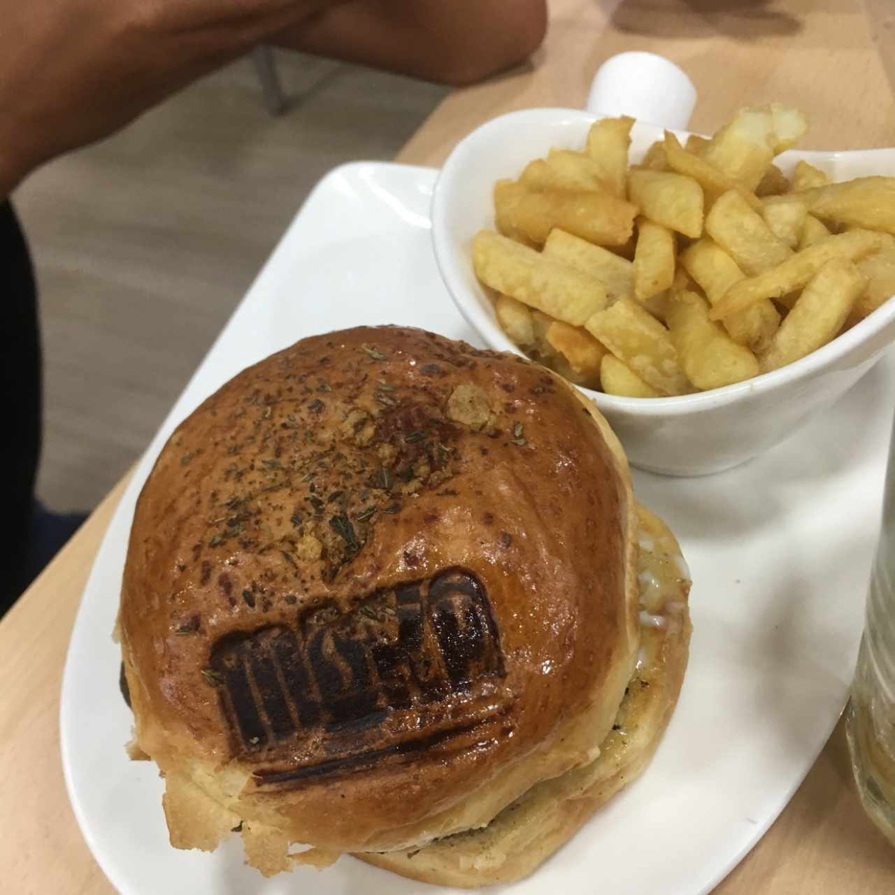 hamburguesa sabana grande