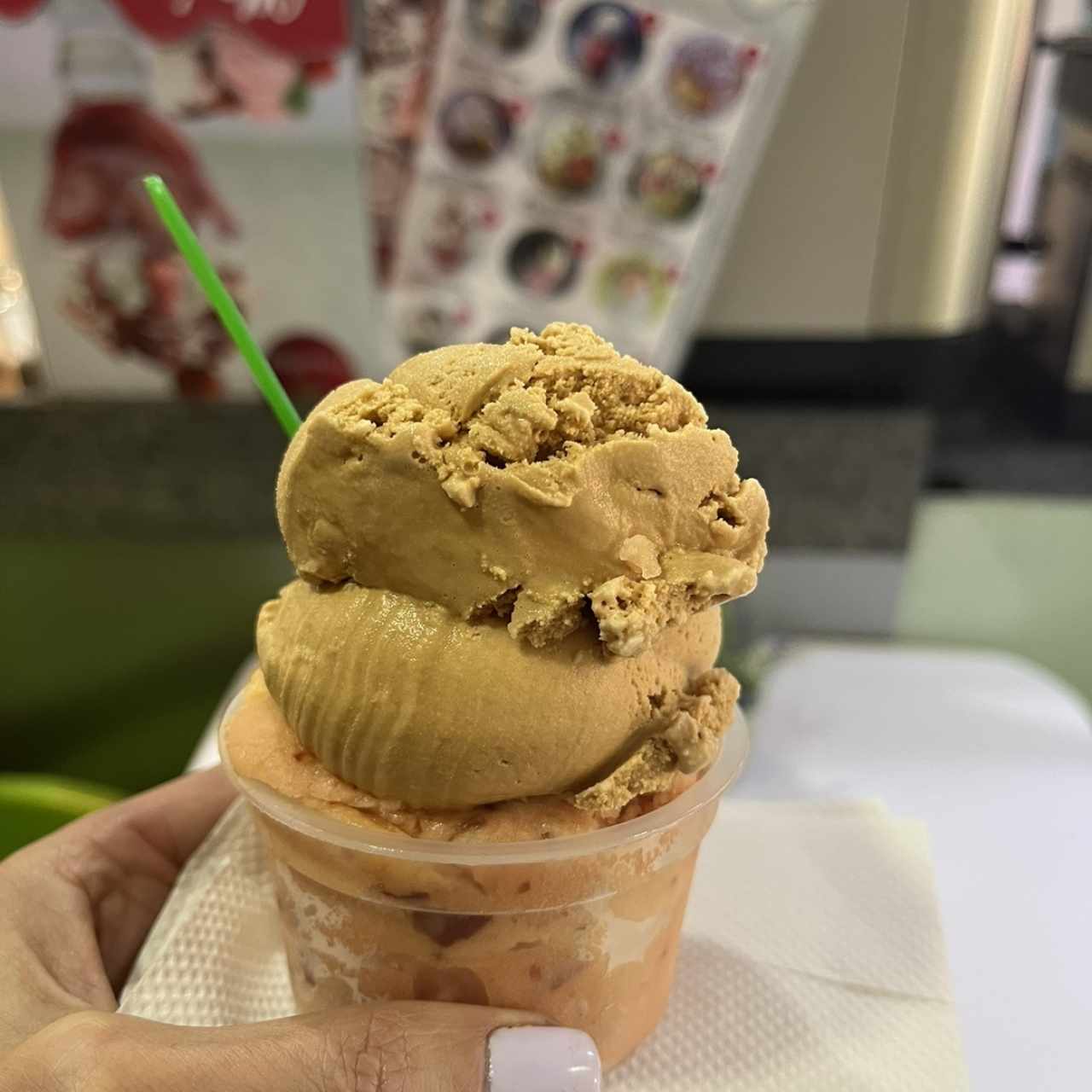 Tinita ciruela de huesito y dulce de leche 