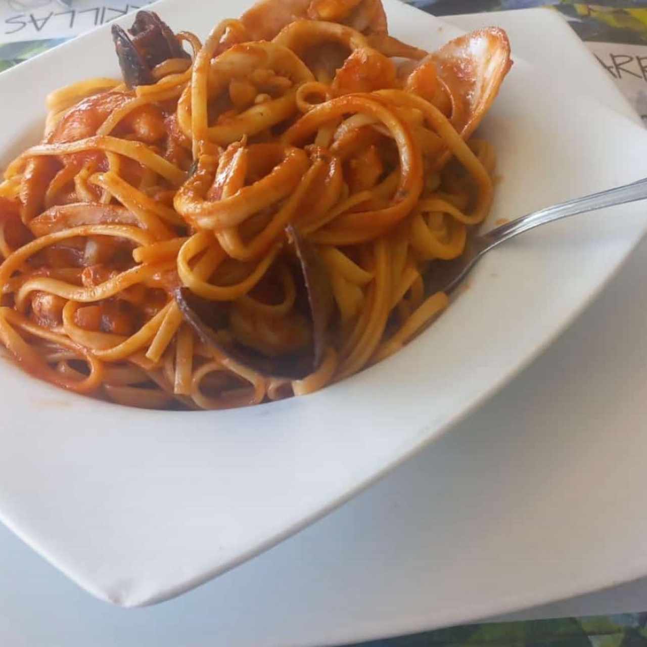 Pasta a la marinera, excelente!!