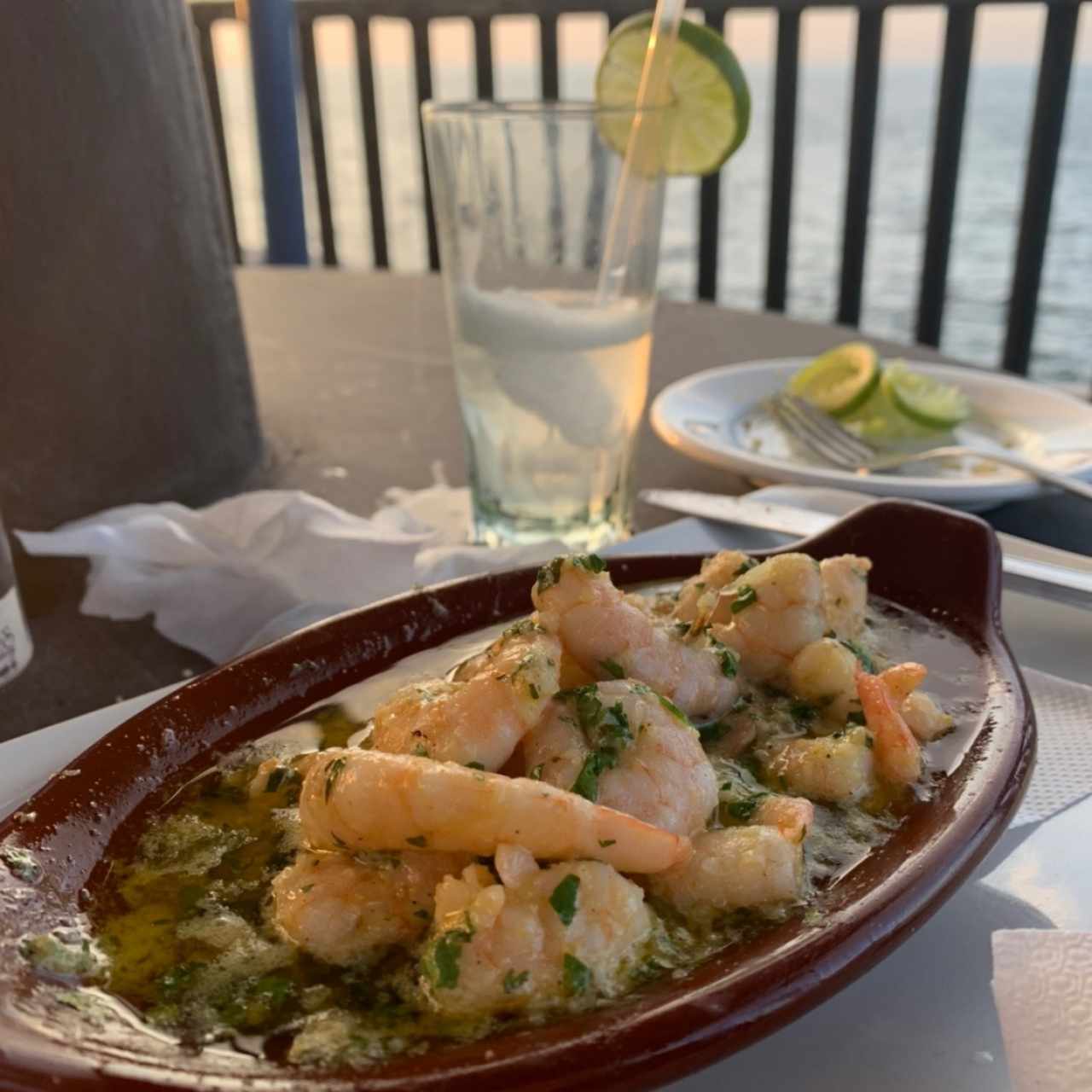 camarones al ajillo