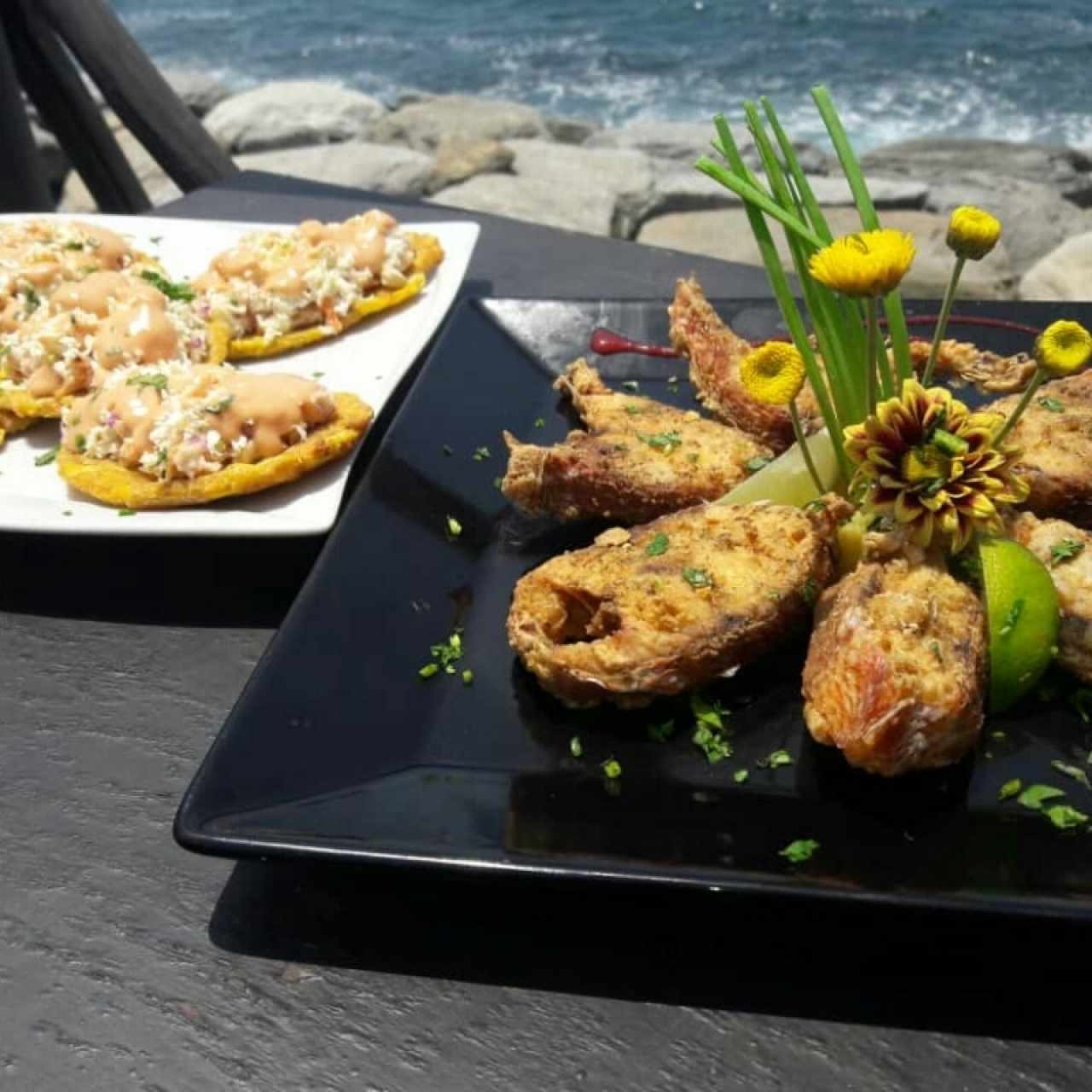 Flor de Pago y Tostones Playeros