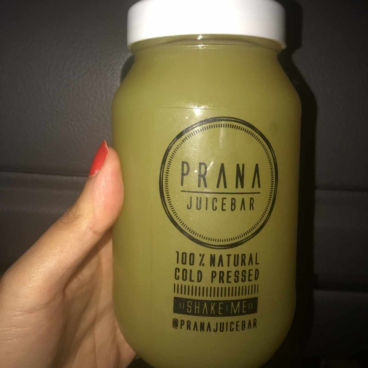 Citris: piña, naranja, toronja y hierbabuena