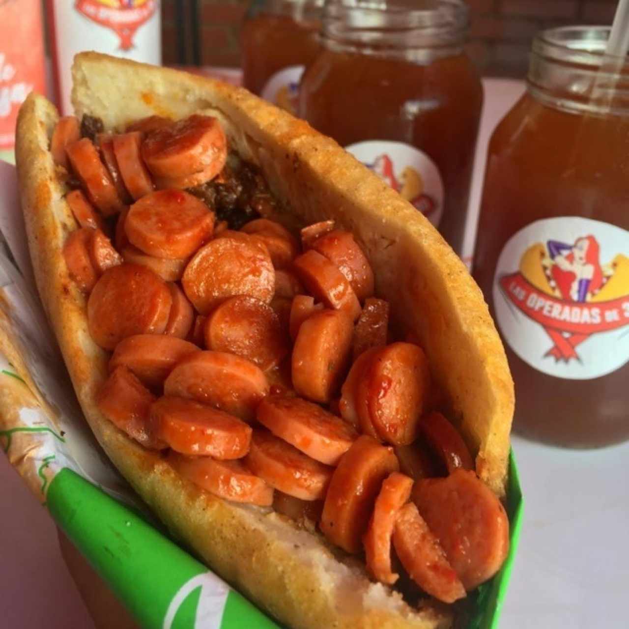 Empanada con salchicha