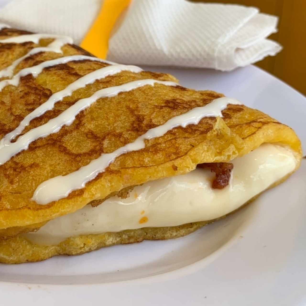 Cachapa de telita y chistorras