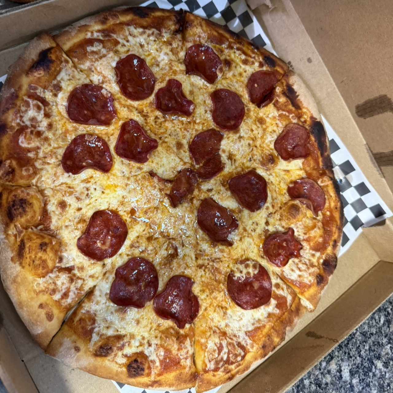 Pizza pepperoni Mediana