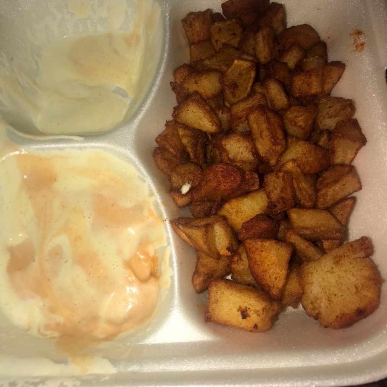 Patatas Bravas, con All i Oli y Salsa Brava, Espectaculares