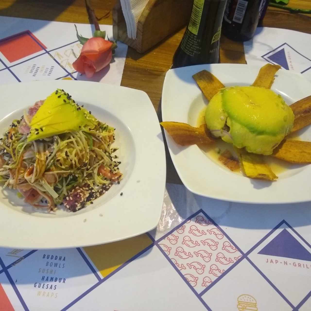 Neptuno Salad y Ceviche mixto