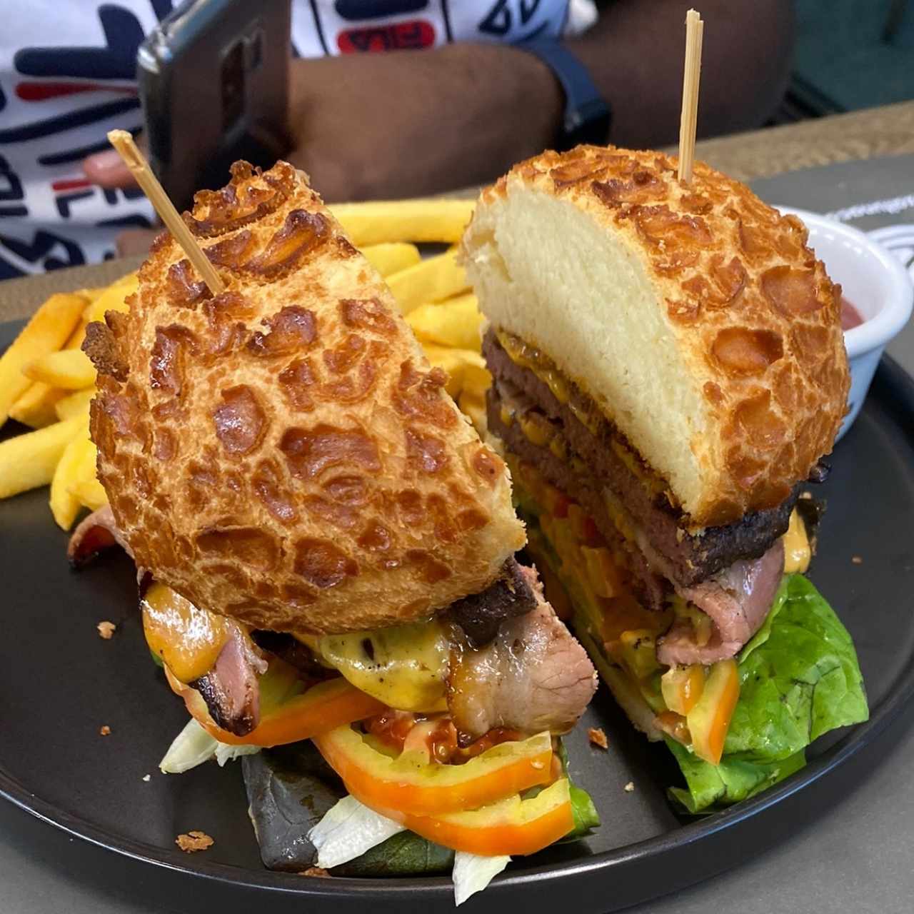 Cheeseburger con tocineta