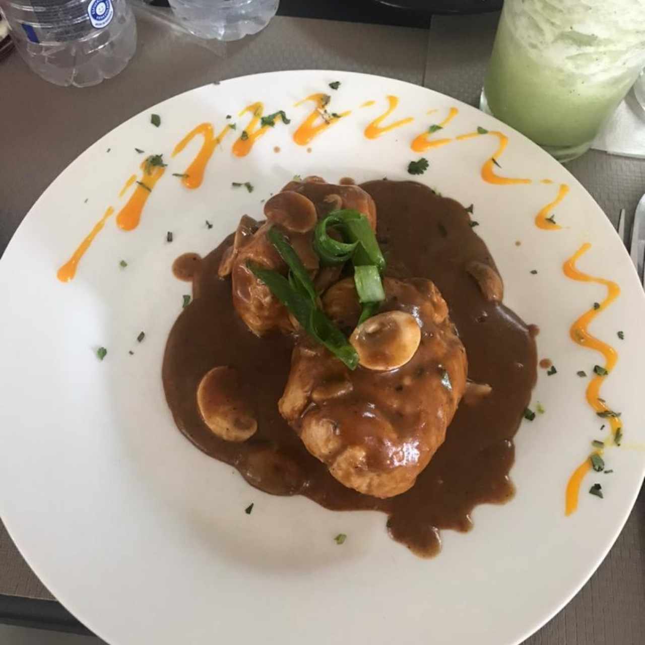 Pollo con Champiñones, Espectacular