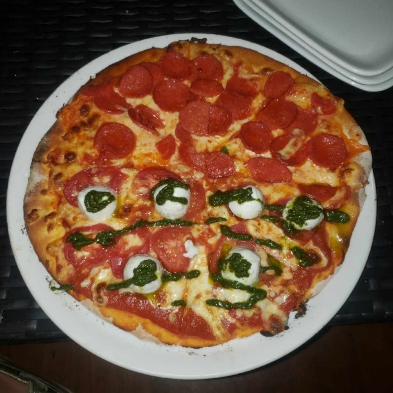 Capresa/Pepperoni 