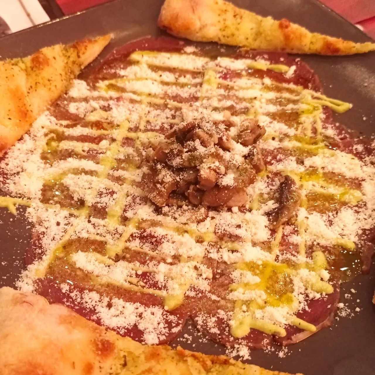ENTRADAS - Carpaccio de Lomito
