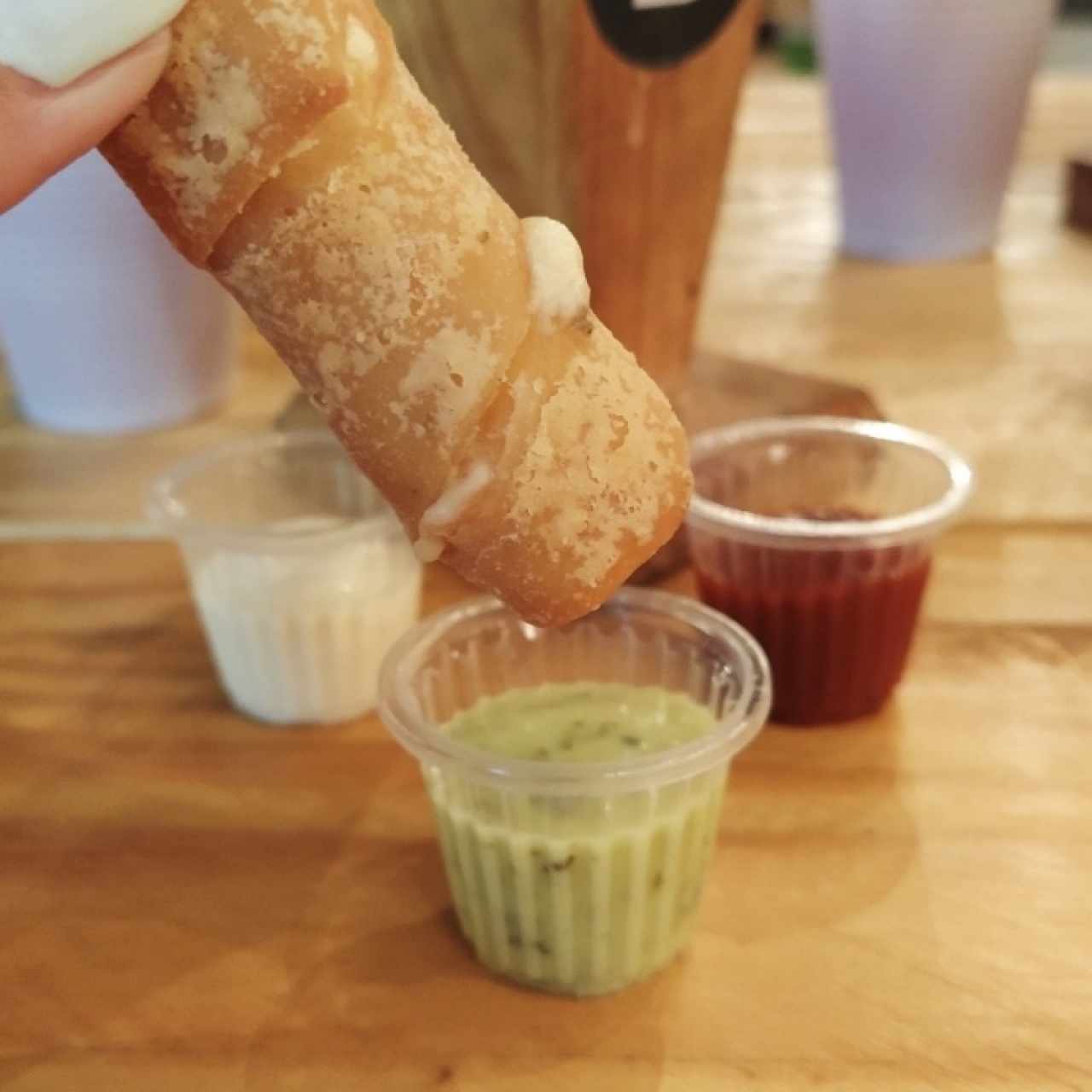 MayoAjo, pesto y tomate las salsas deli