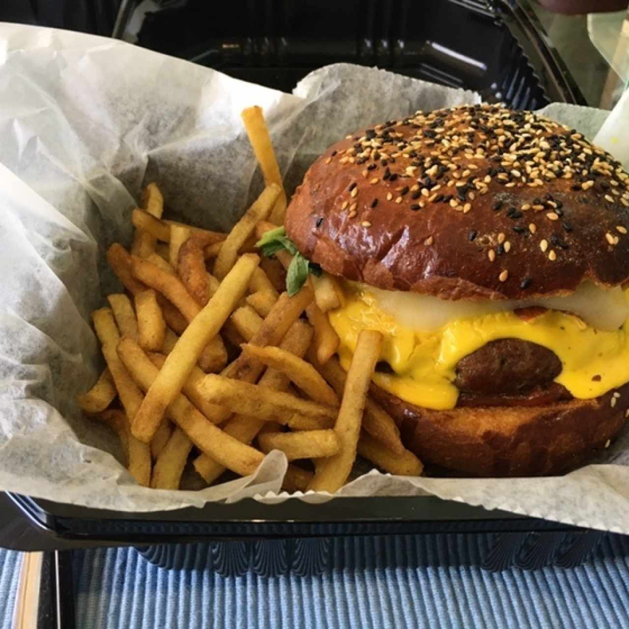 Cheese Burger Anónimo- Sencillamente Brutal