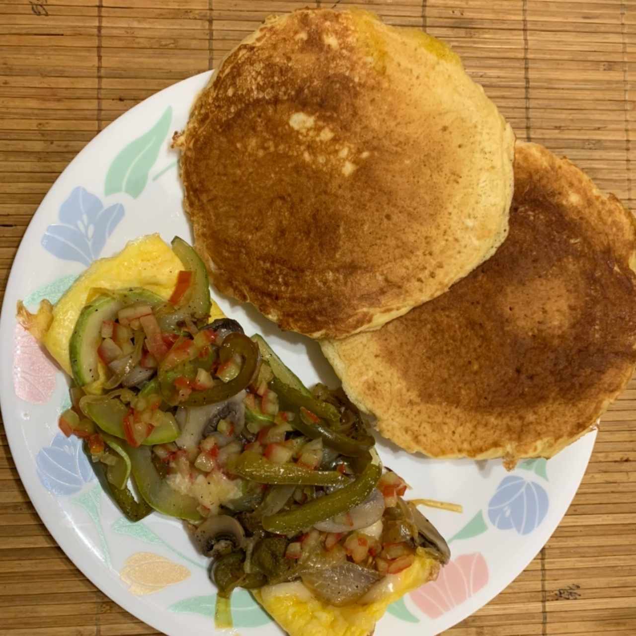 DESAYUNOS - OMELETTE CON VEGETALES