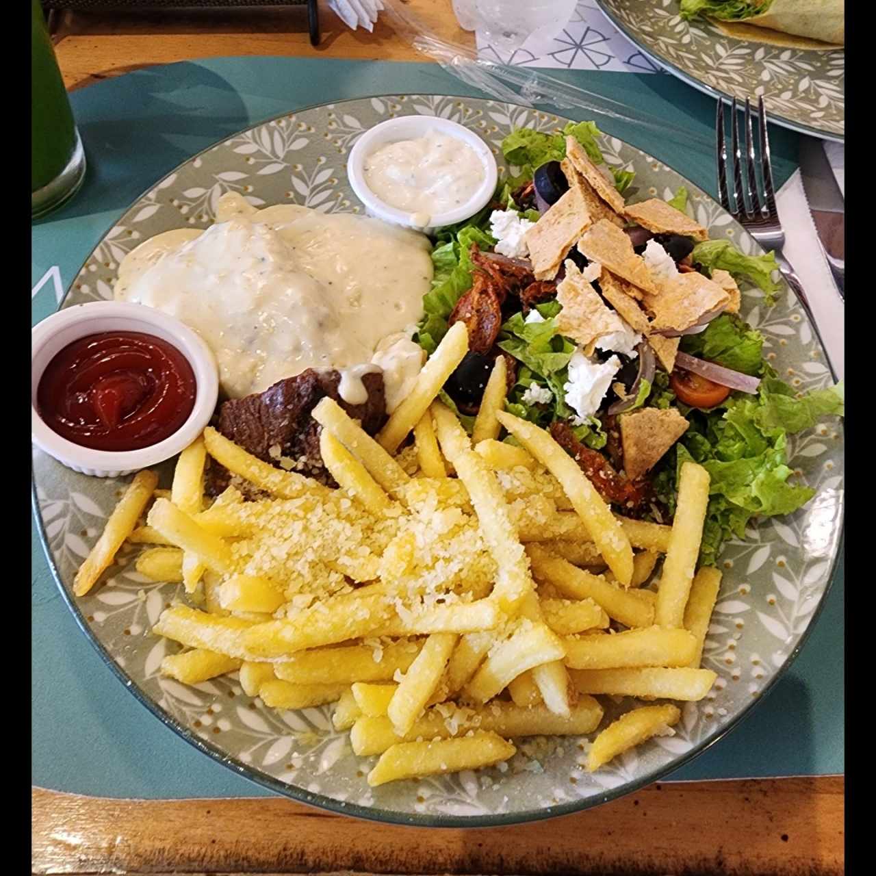 Lomito + César 
