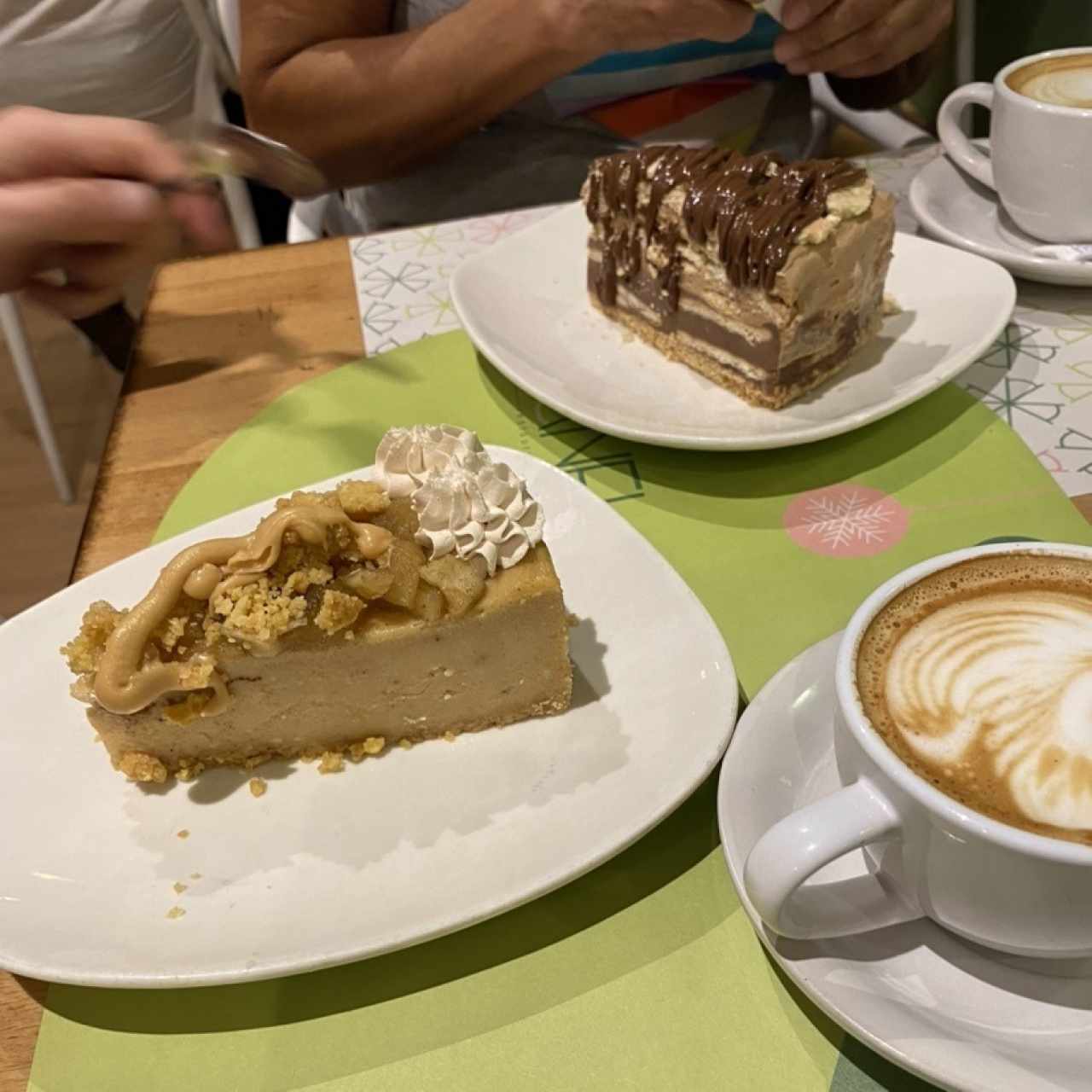 CHEESECAKES - NUTELLA y de Crumble de manzana