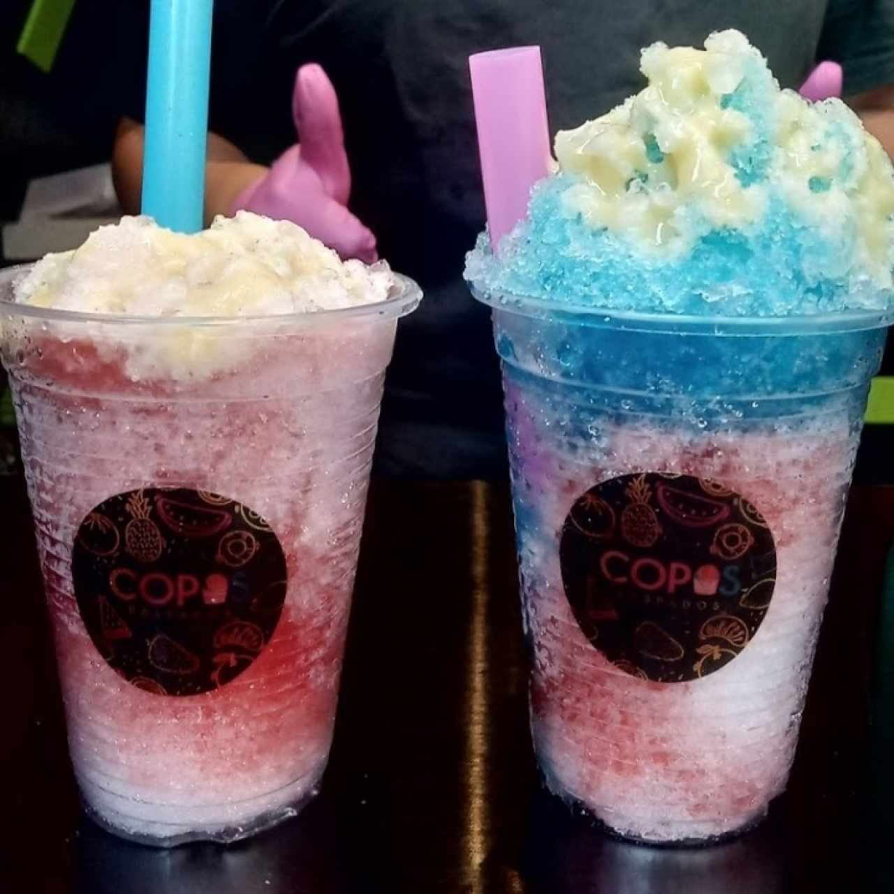 colita y colita con chicle