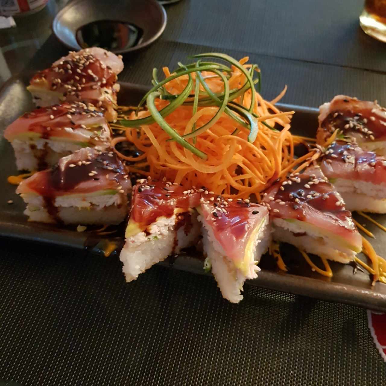 sushi pizza atómica atún 