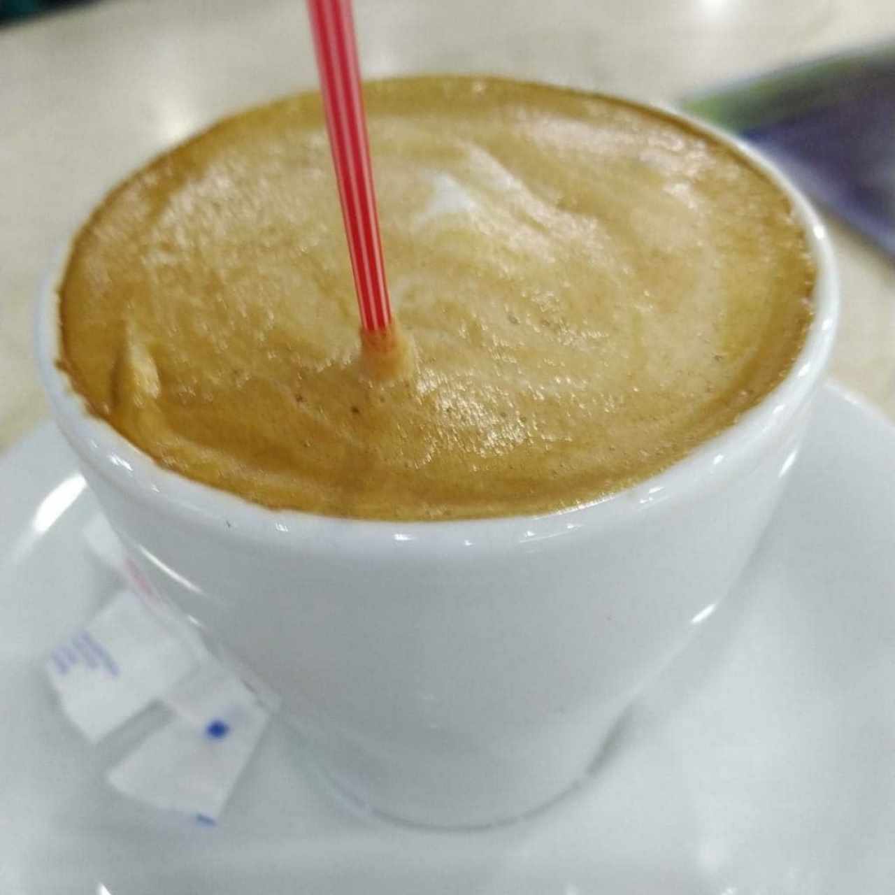 Marrón oscuro 
