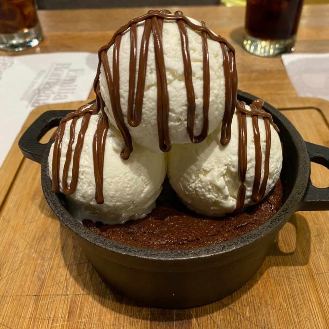 Browni con Helado Mantecado 
