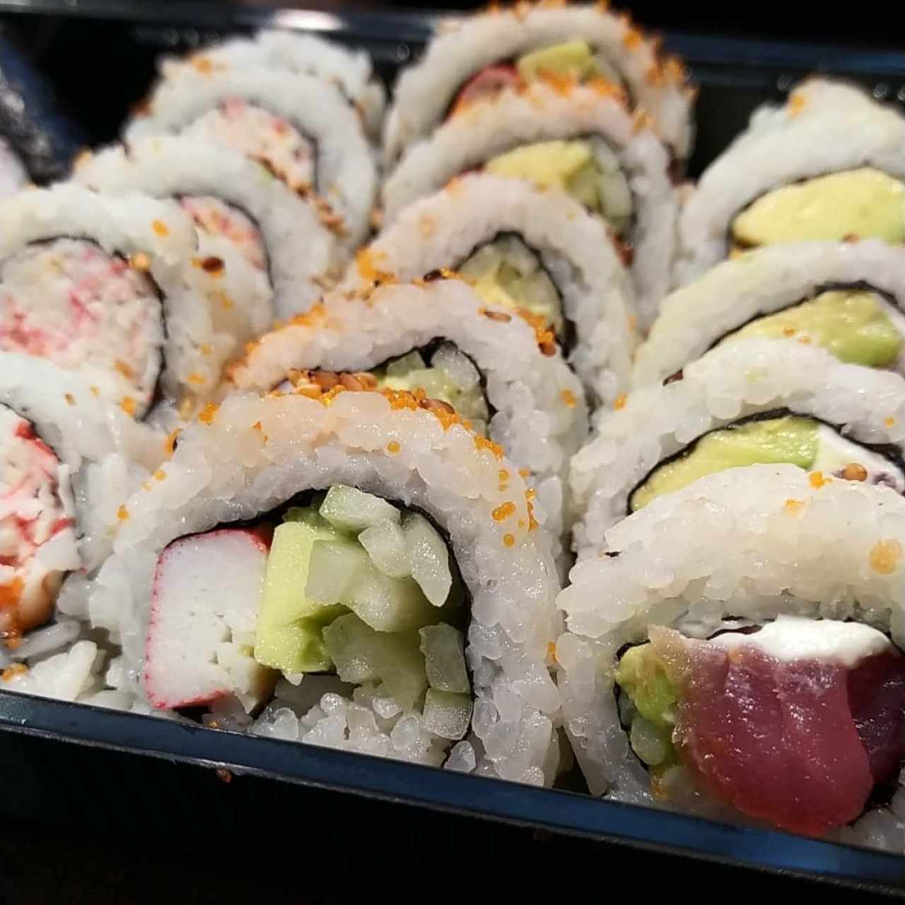 Roll mixto (Dinamita, California, Alaska)