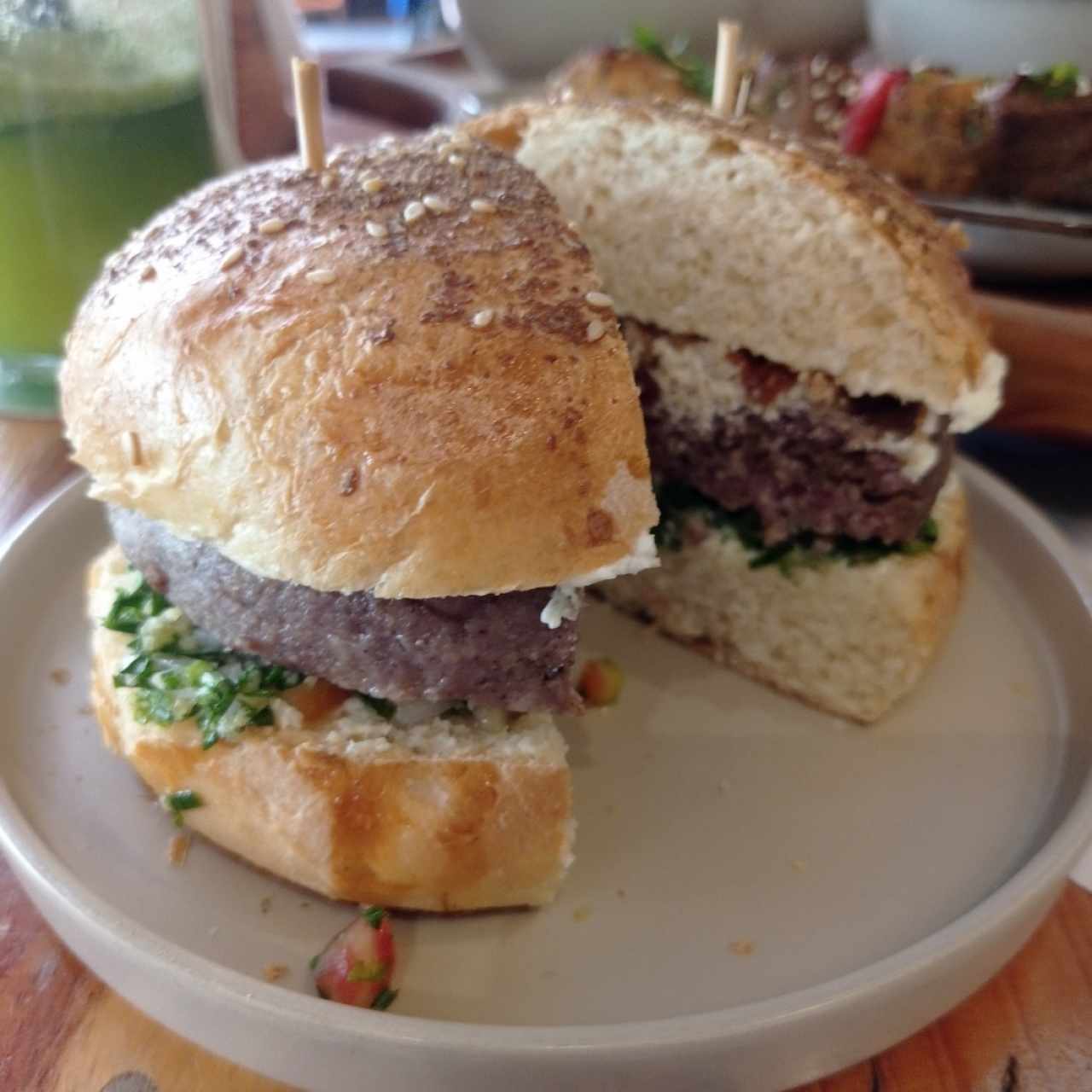 Platos principales - Hamburguesa árabe