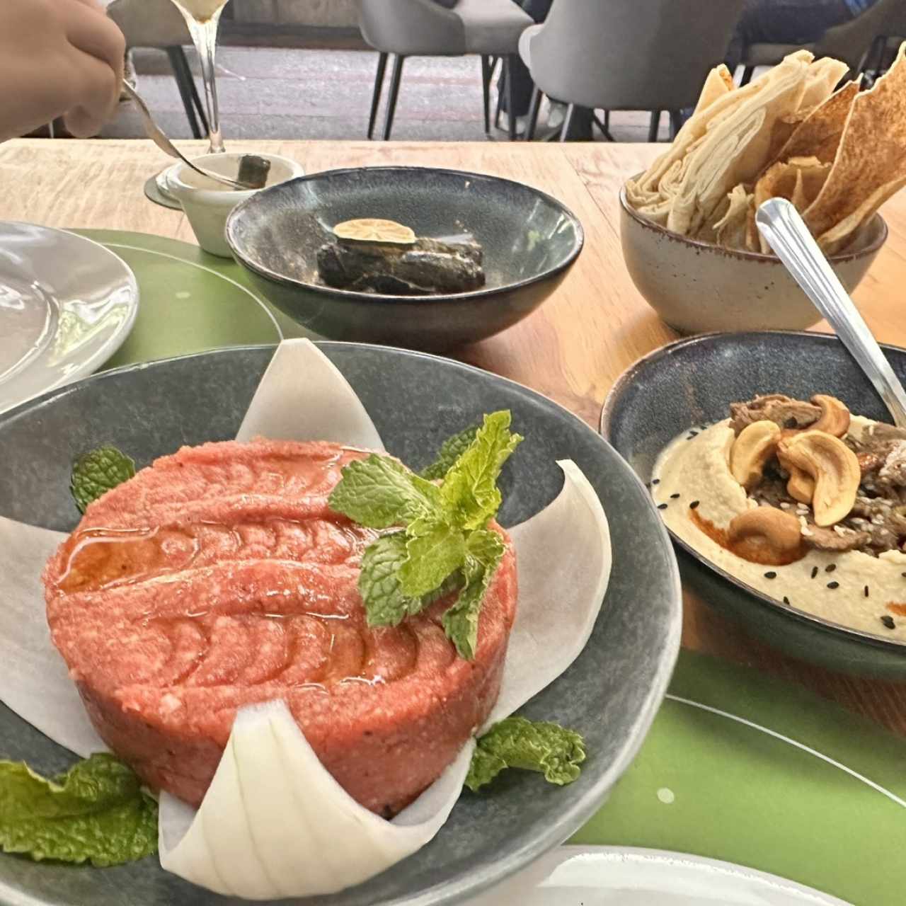 Platos principales - Kibbe crudo