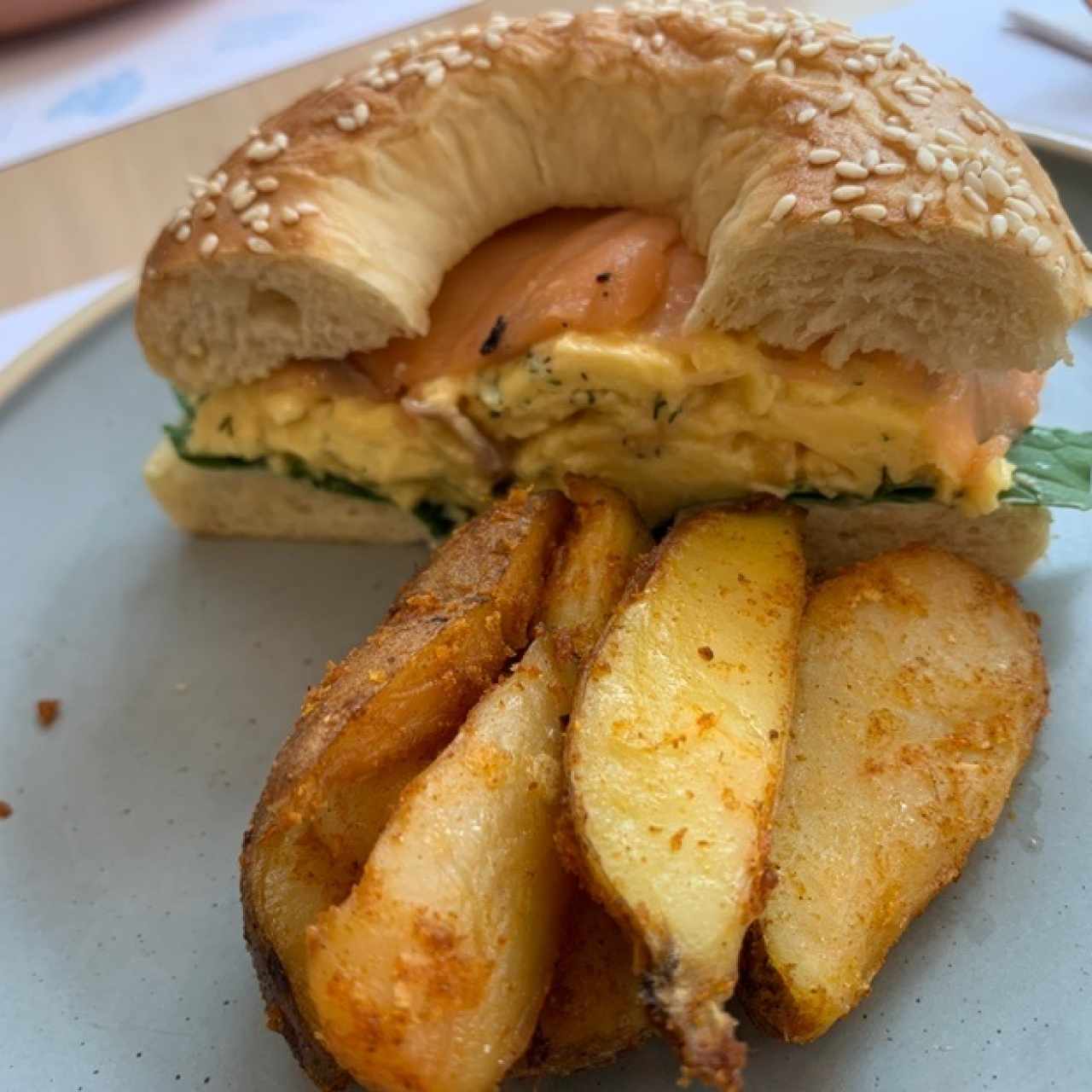 Salmon Bagel 