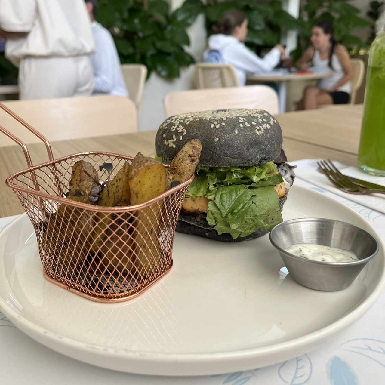 Salmon Burger