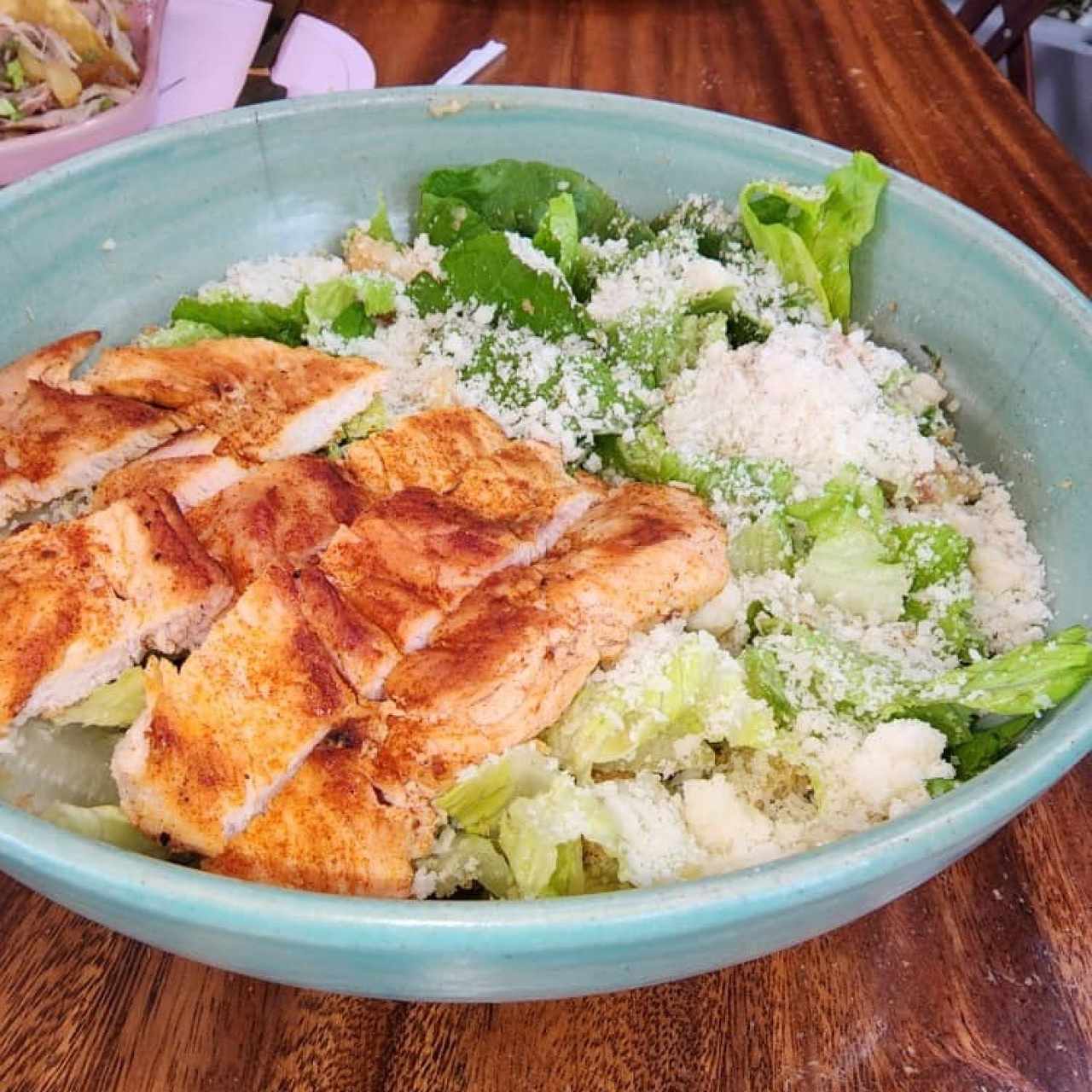 Ensalada César con pollo 