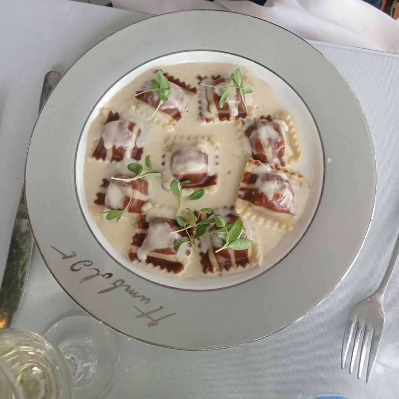 Raviolis de Asado Negro