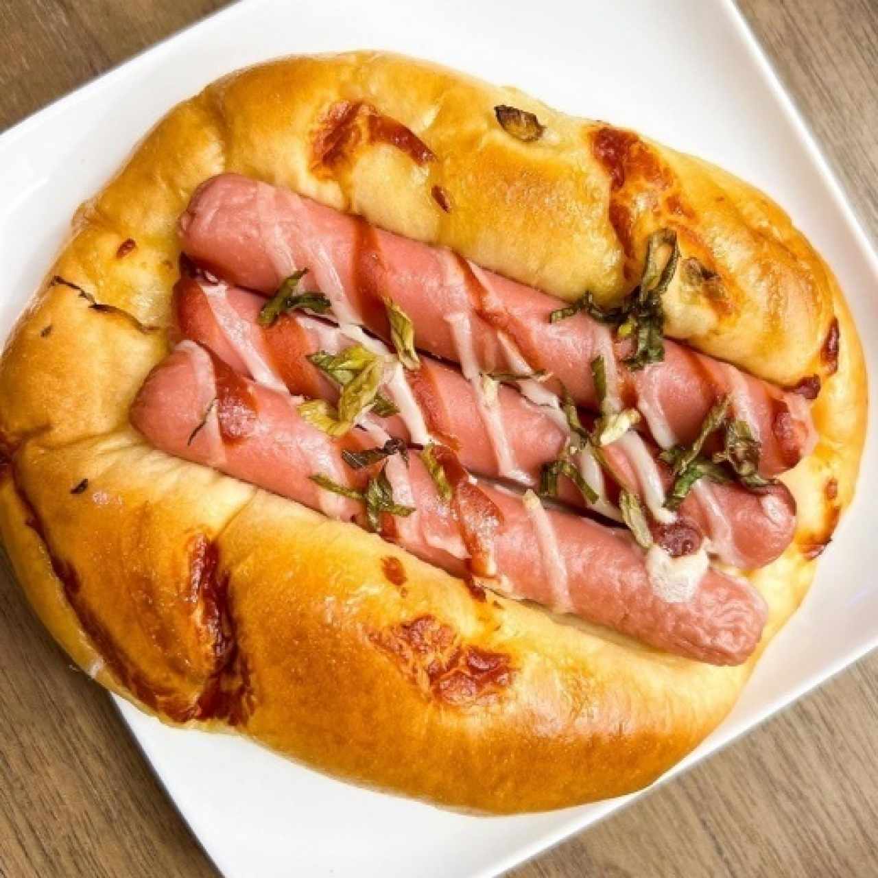 Pan con salchicha