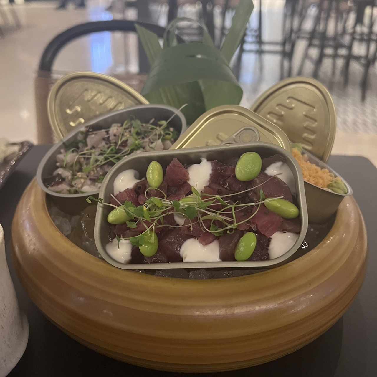 “Tartar en sus latas “