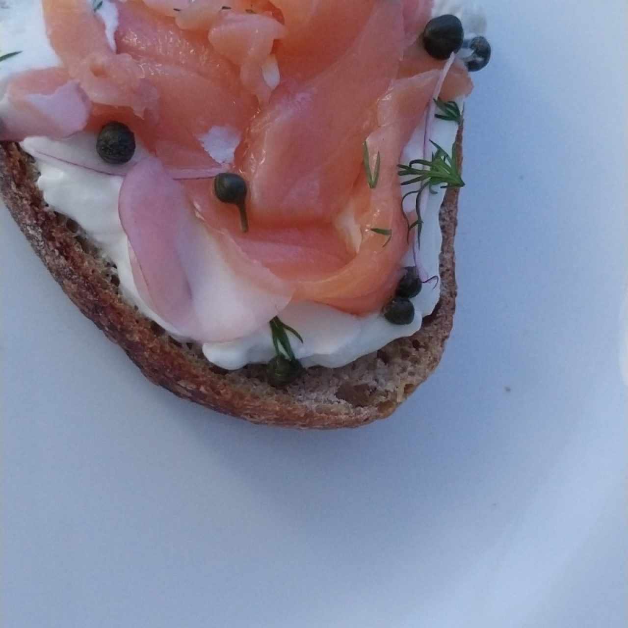 Tostada de Salmón 