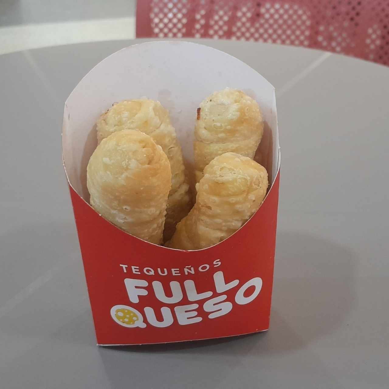 5 buenos tequeños