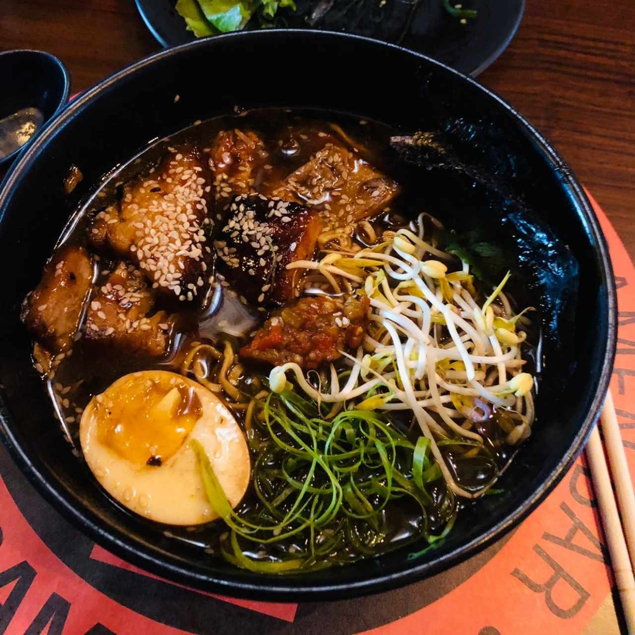 Ramen de costilla de cerdo ahumada